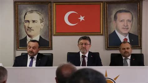Bakan Yumaklı, AK Parti Kocaeli İl Başkanlığında konuştu:
